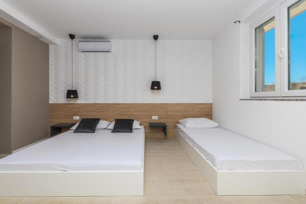 Apartments Gavran 2. Baska Voda Ngoại thất bức ảnh