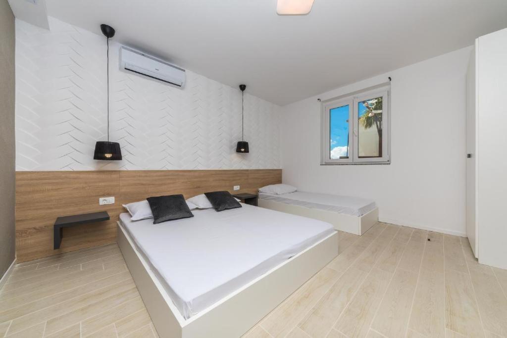Apartments Gavran 2. Baska Voda Ngoại thất bức ảnh