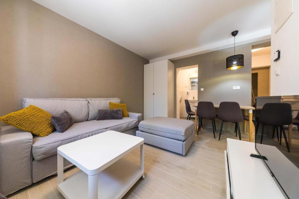 Apartments Gavran 2. Baska Voda Ngoại thất bức ảnh