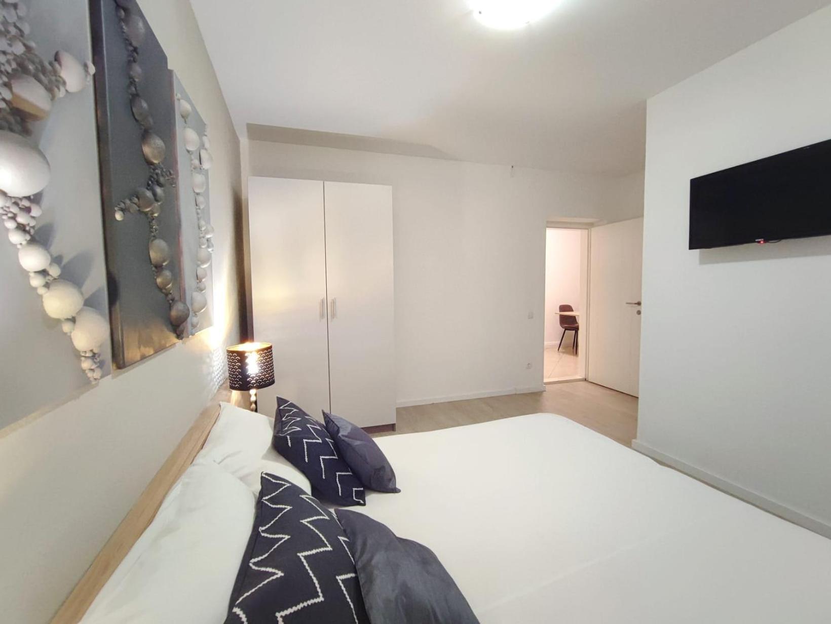 Apartments Gavran 2. Baska Voda Phòng bức ảnh