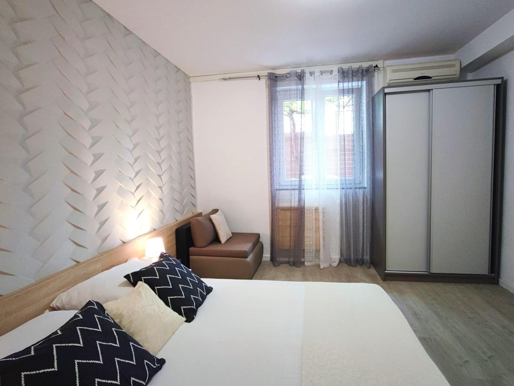 Apartments Gavran 2. Baska Voda Phòng bức ảnh